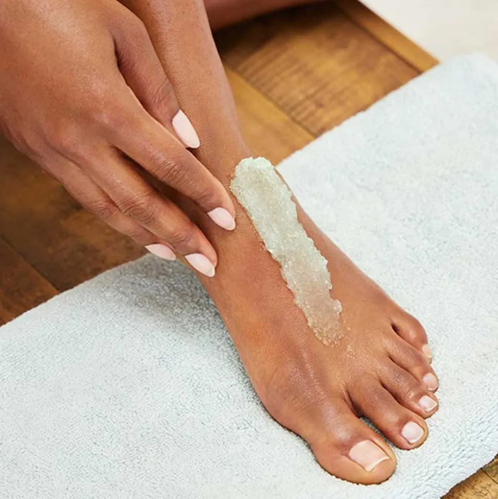 CND PRO Skin Exfoliating Sea Salt Scrub Pedi 1596 ml