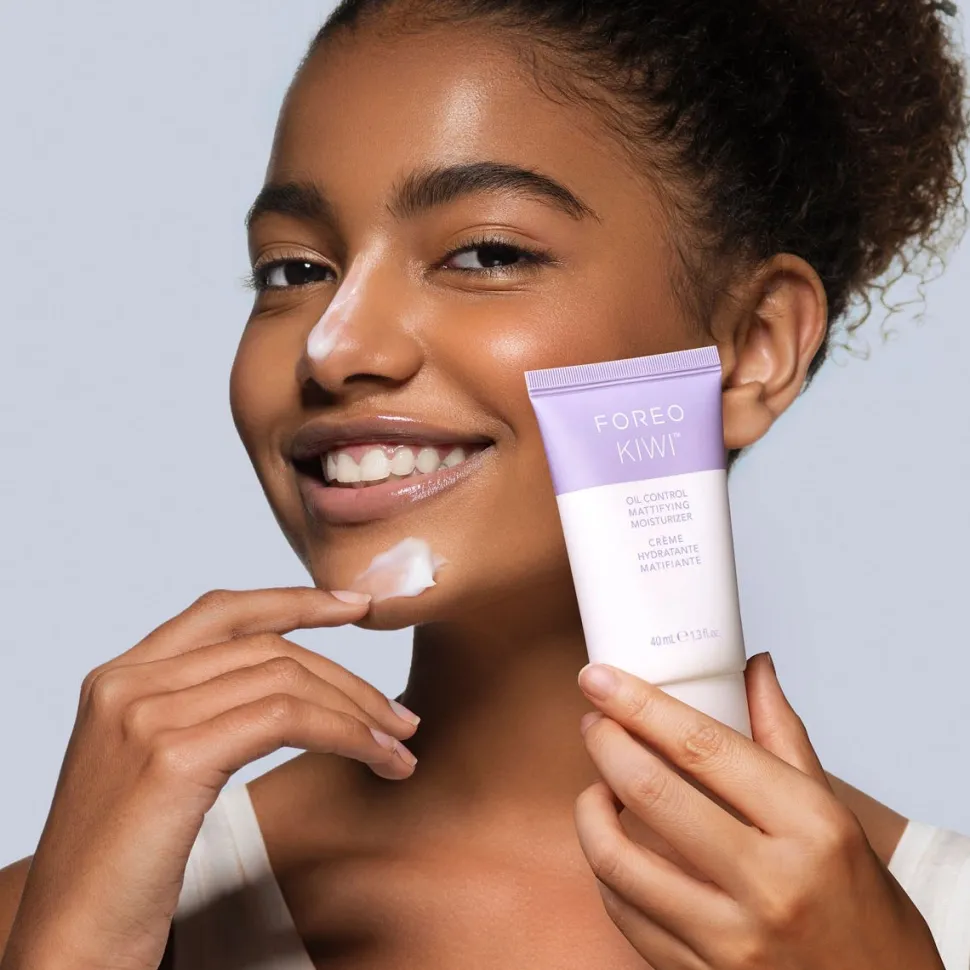 FOREO Sweden KIWI Oil Control Mattifying Moisturizer 40 ml