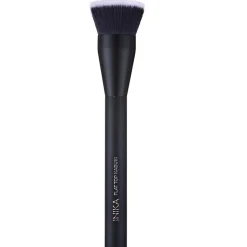INIKA Flat Top Kabuki Brush