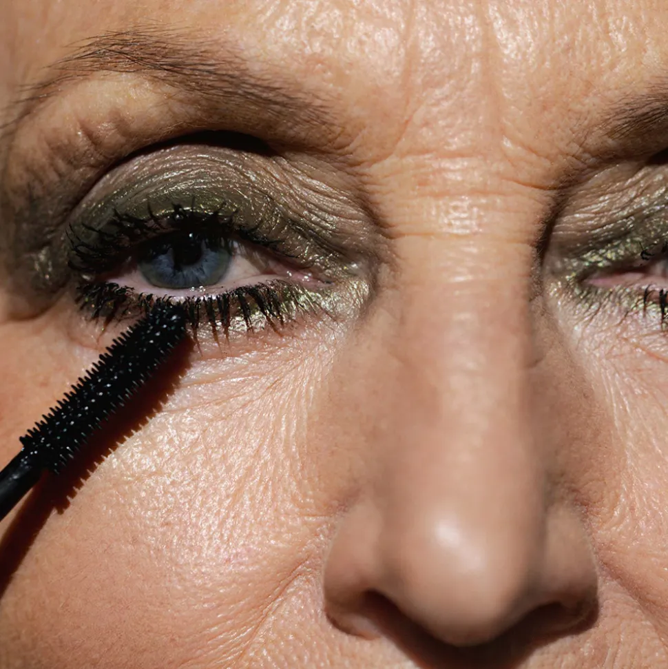 MÁDARA Deep Matter Volumen Wimperntusche 6 ml