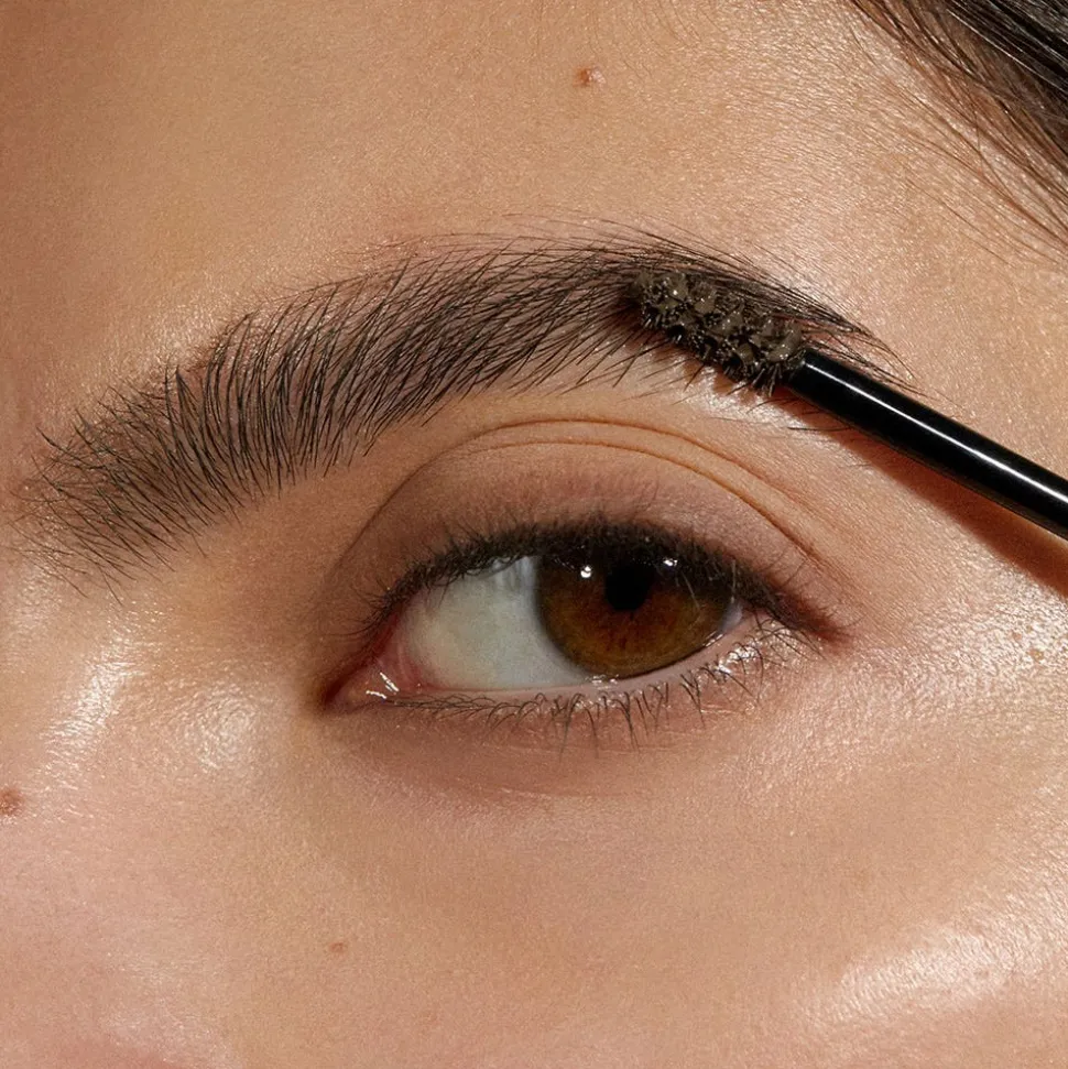 MÁDARA Getöntes Augenbrauengel Dark Brown 4,25 ml