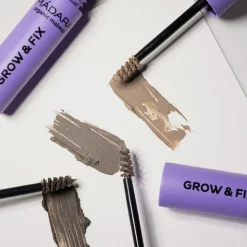 MÁDARA Getöntes Augenbrauengel Dark Brown 4,25 ml