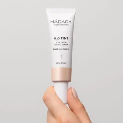 MÁDARA H2O Tint Getöntes Hyaluron-Serum #1 May Flower 30 ml