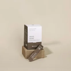 Mizon Snail Silky Peeling Scrub 200 g