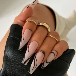 NAILS.INC Mani Marker Black