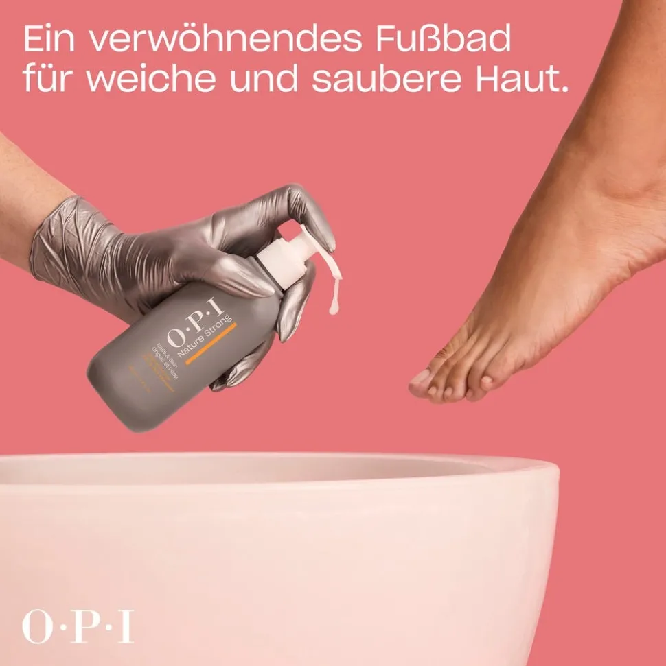 OPI Nature Strong Nails & Skin Soften Up Pedi Soak 250 ml