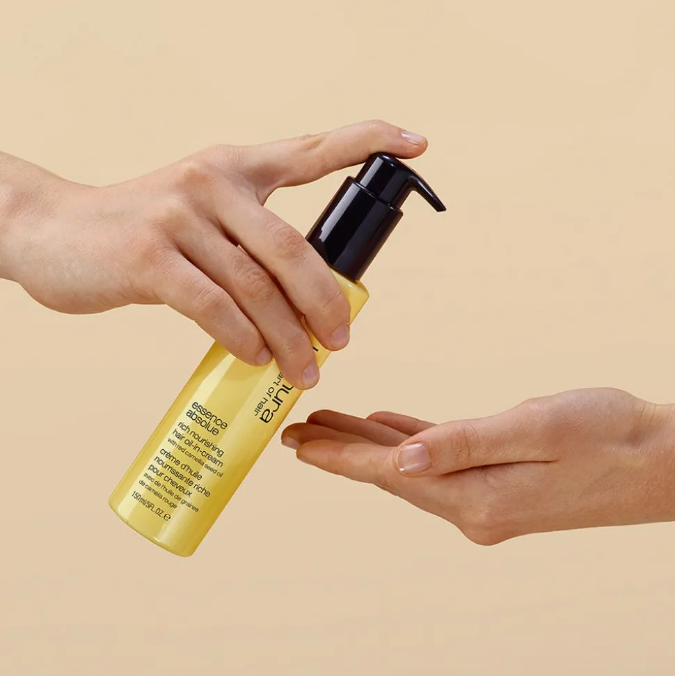 Shu Uemura Essence Absolue Oil-In-Cream 150 ml