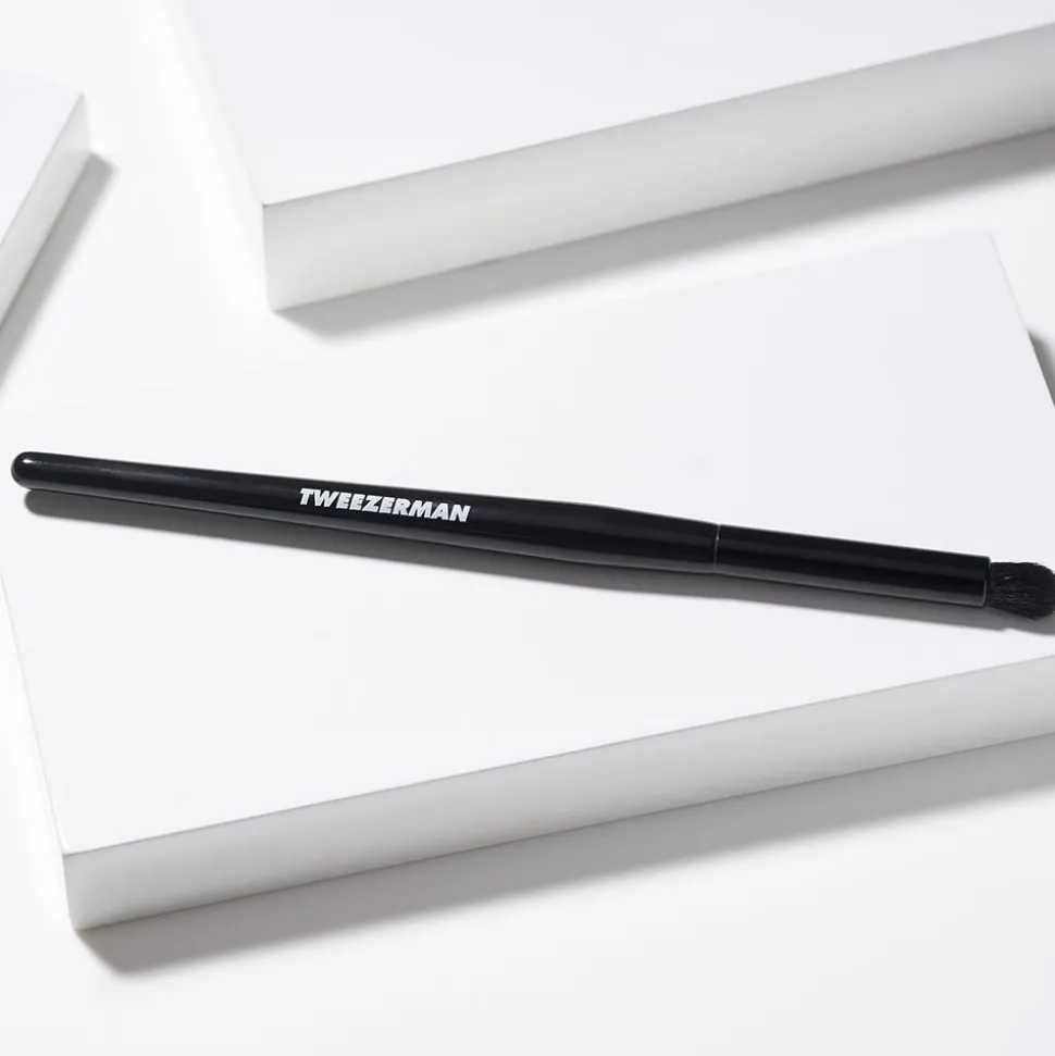 Tweezerman Abgerundeter Augenbrauenpinsel