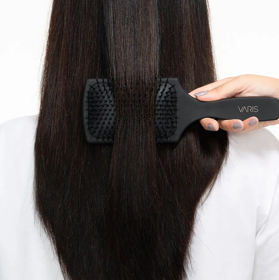 VARIS Paddle Brush