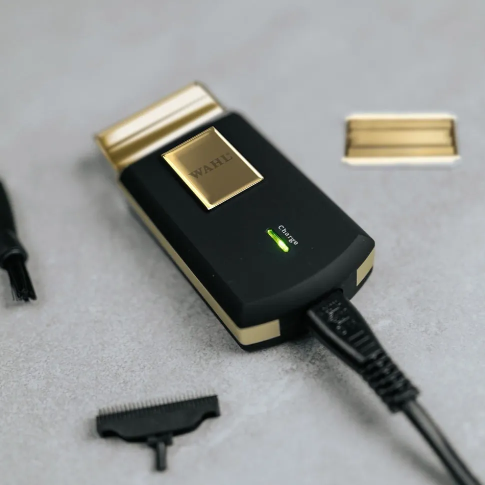 Wahl Travel Shaver Gold Elektrorasierer
